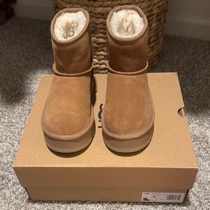 UGG Chestnut mini platform boots